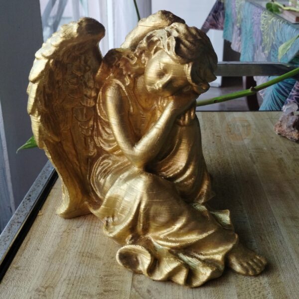 Estatua Angel Descansando Pintado A Mano Dorado Deco 3d - Image 6