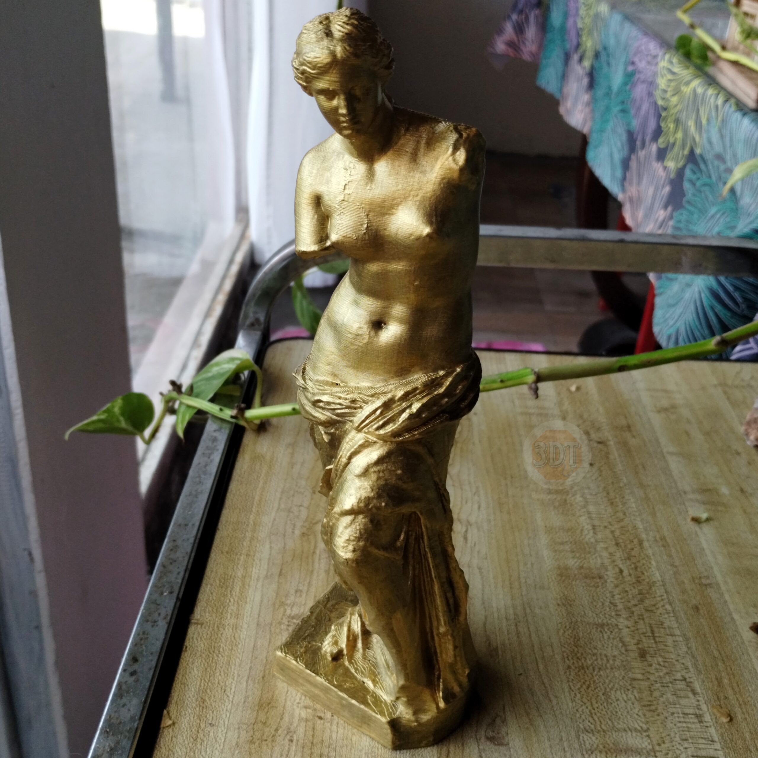 Estatua Venus De Milo Pintada A Mano Dorada Clásica Romana - Image 3