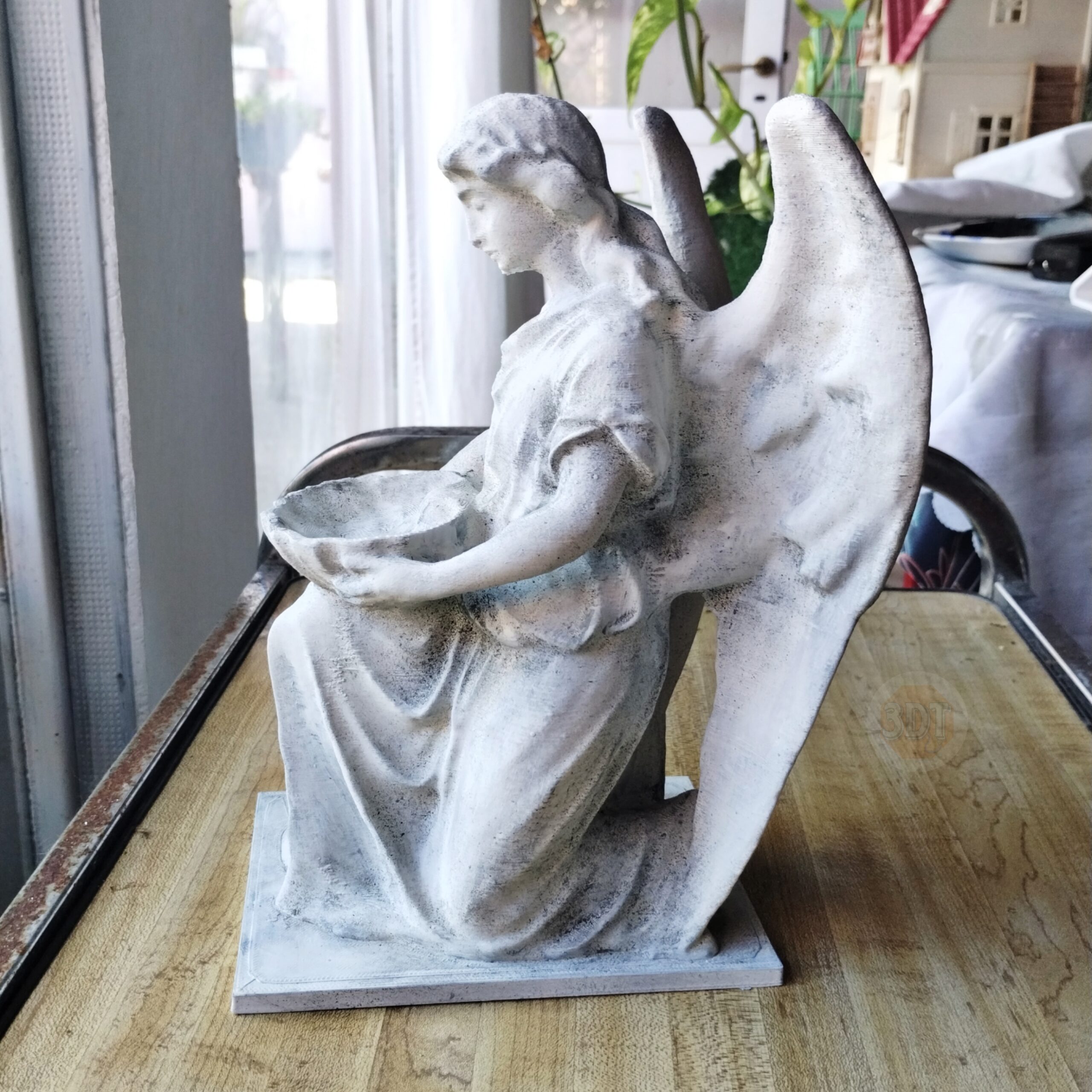 Estatua Ángel De Highgate Símil Mármol Portavelas Vela+pila - Image 4
